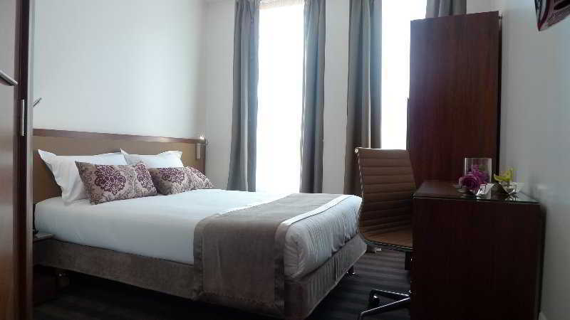 Art Hotel Congres Paris Bilik gambar